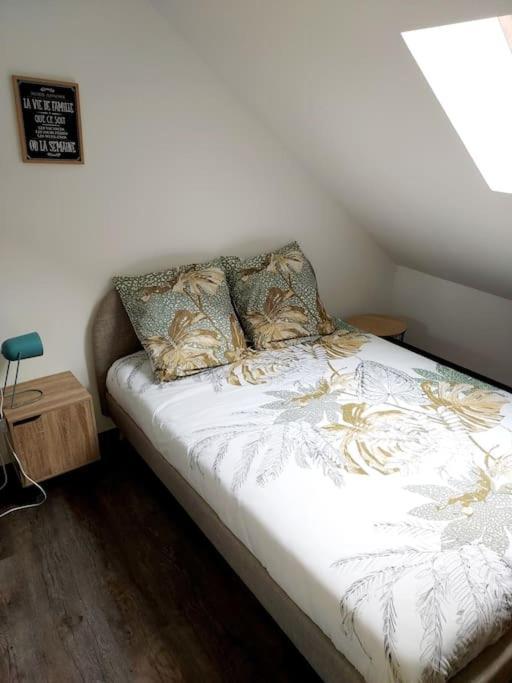 T2 Cosy Vieux Montlucon Apartment Bagian luar foto